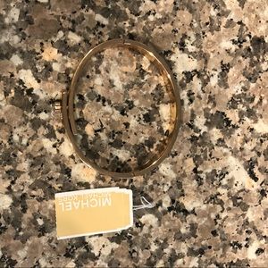 Micheal Kors Rose Gold Bracelet ✨✨✨